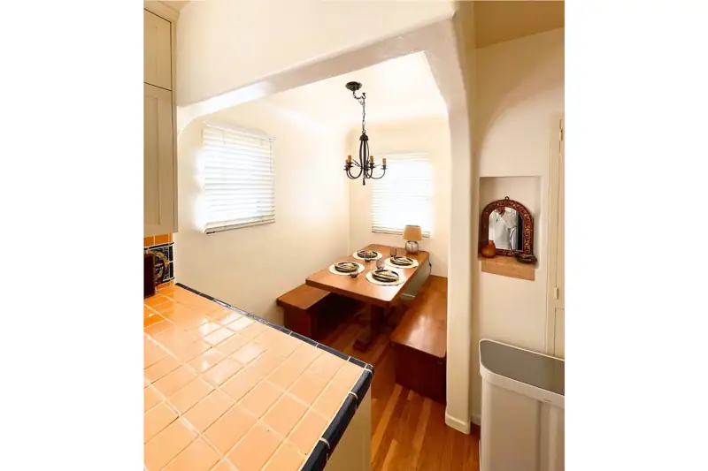 Kitchen Dining Nook