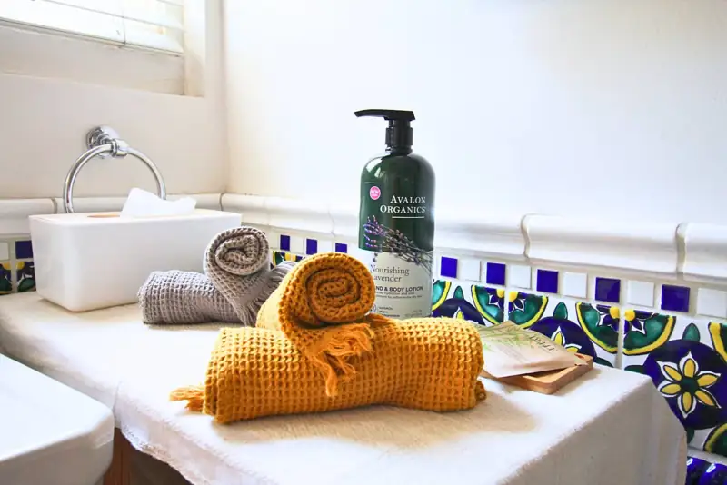 Full bathroom
